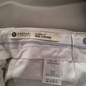 Haggar Classic Fit Cotton Pants in White